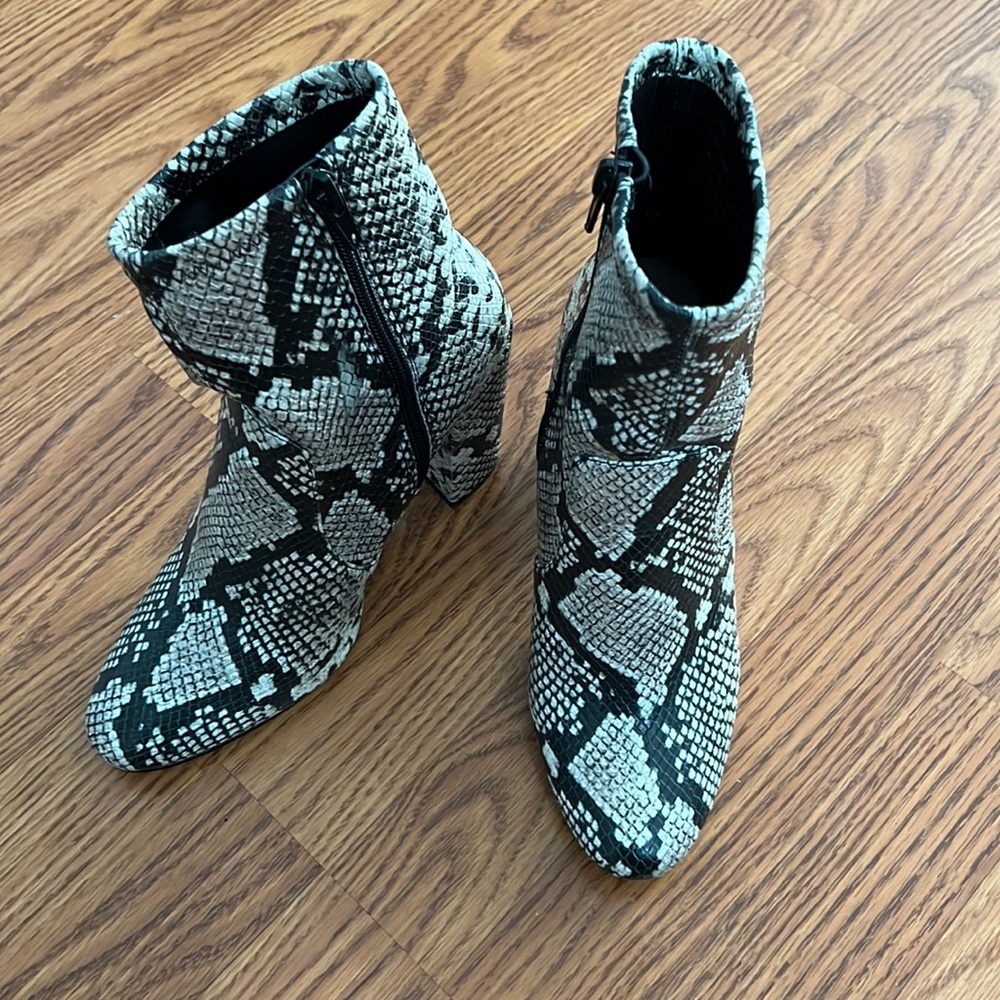 Snakeskin Booties!